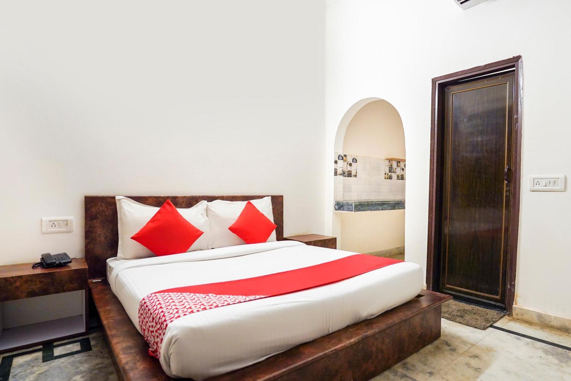 Hotel O Ratiram Palace By Wamson Kālkāji Devi Εξωτερικό φωτογραφία
